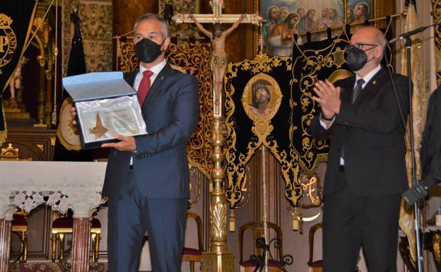 Gázquez pasea a los ciezanos por su Semana Santa durante su Pregón