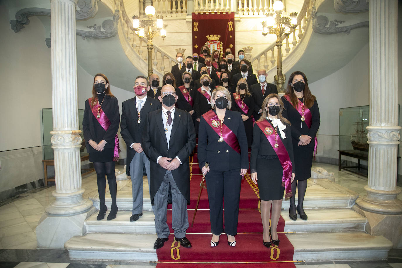 Ceremonia de la Onza de Oro en la basílica de la Caridad de Cartagena