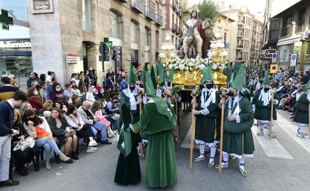 Túnicas verdes por San Pedro