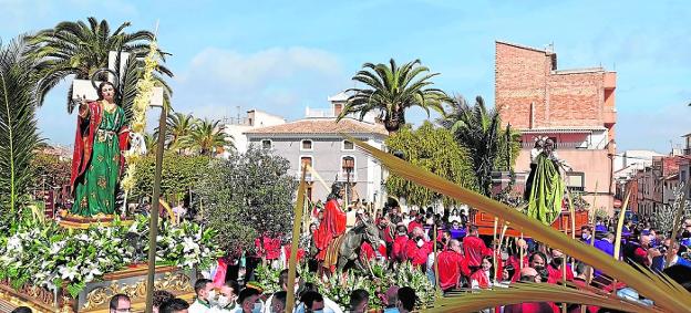 Palmas y olivos recrean a Cehegín como Jerusalén