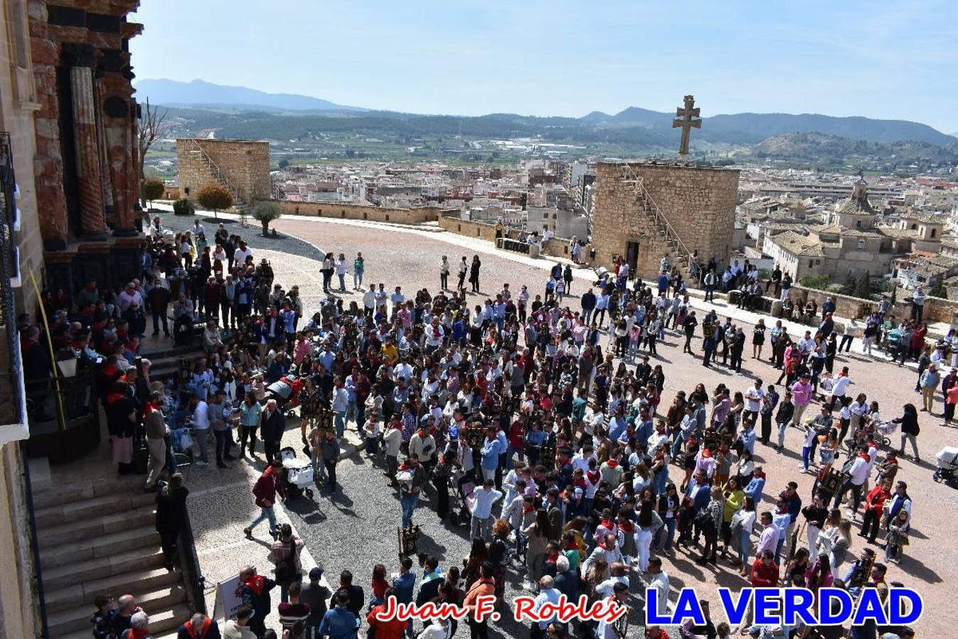 SORTEO DEL ORDEN DE CARRERA DE LOS CABALLOS DEL VINO
