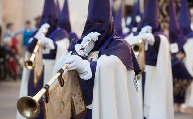 El Cabildo de Cofradías acorta el recorrido de las procesiones de Martes Santo por temor a la lluvia