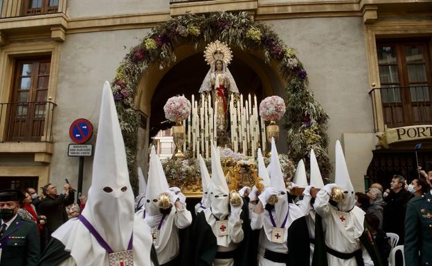 A la calle... ¡por los pelos!