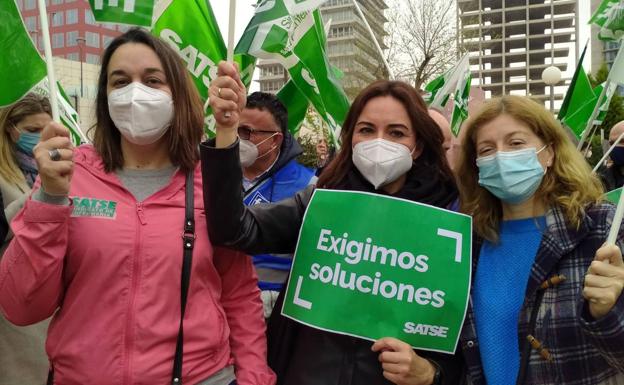 Satse reivindica un aumento salarial mínimo del 6,5% para las enfermeras y fisioterapeutas ante la escalada de precios