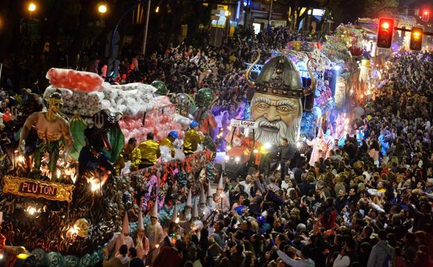 Alrededor de 2.000 personas participarán este sábado en el desfile del Entierro de la Sardina, «llueva o haga sol»