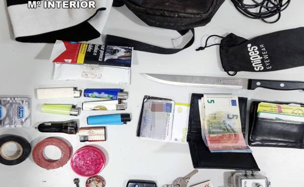 Detienen 'in fraganti' a un menor de edad después de robar en una vivienda de Pliego