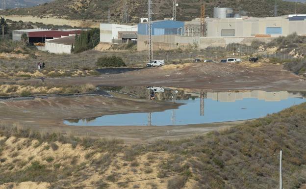 Nuevo toque de atención de las asociaciones a Medio Ambiente por El Hondón y Torreciega