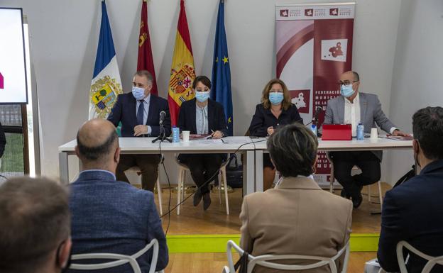 Los ayuntamientos de la Región de Murcia rechazan cargar con competencias que no sean suyas