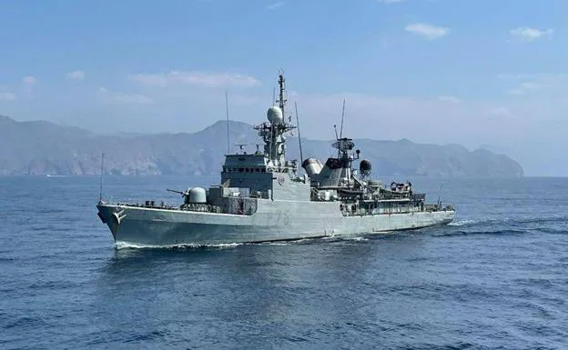 The height patrol 'Infanta Elena', during one of its missions. 