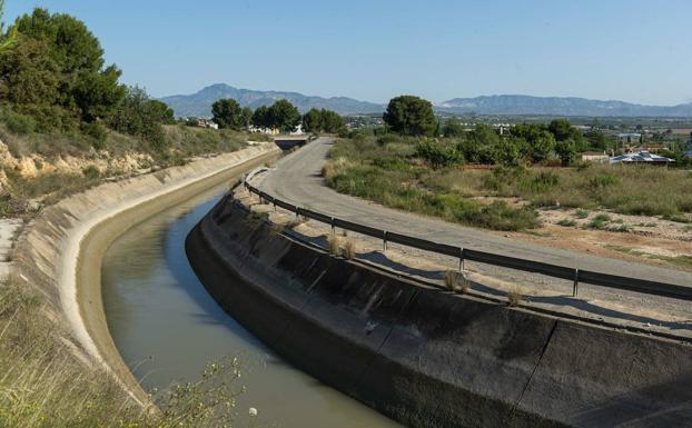 Page prevé «celebrar» este martes el futuro recorte del Trasvase