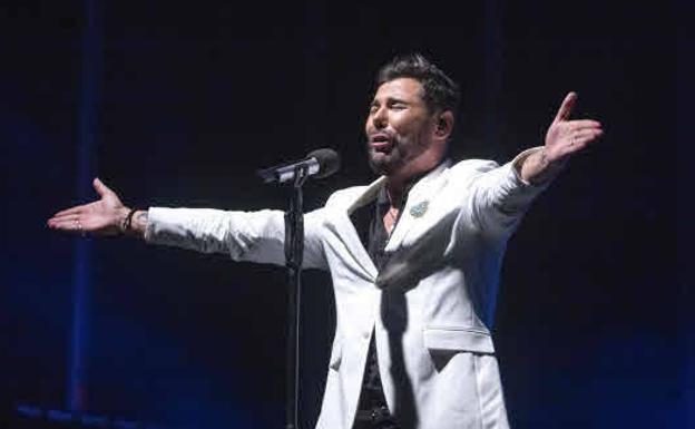 Miguel Poveda cancela su concierto en Murcia previsto para este domingo