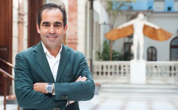 Carlos Muñoz Beraza: «Una ruta con Madrid es factible y tiene potencial de mercado»