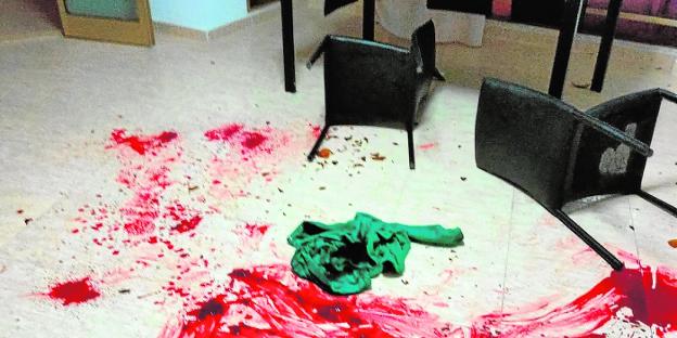 Asesta varios machetazos al que iba a ser su compañero de piso en Torre Pacheco