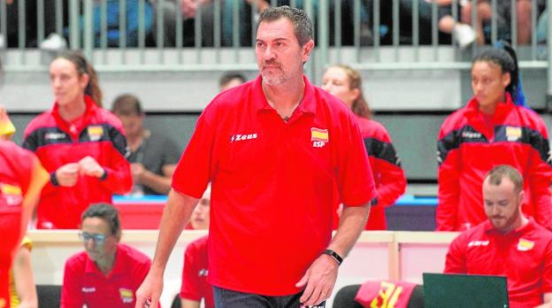 El Algar trae a Pascual Saurín y se muda a Cartagena