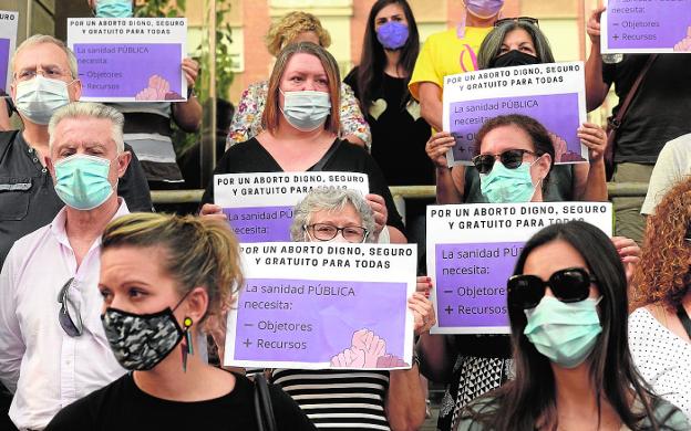 La nueva ley obligará al SMS a ofrecer la posibilidad de abortar en la sanidad pública