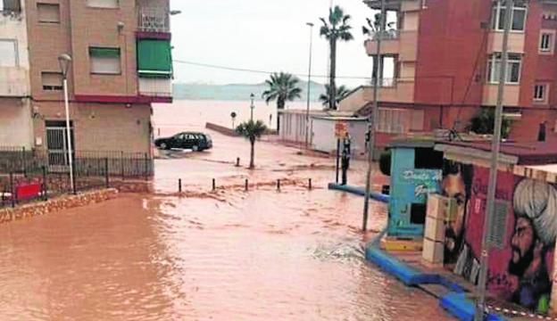Un plan de cuatro millones prevé un filtro verde en la rambla de La Maraña en Los Alcázares