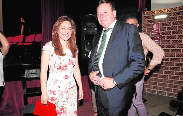 Intervención detectó ocho facturas de 4.000 euros a un familiar de la edil de Cs de Ceutí