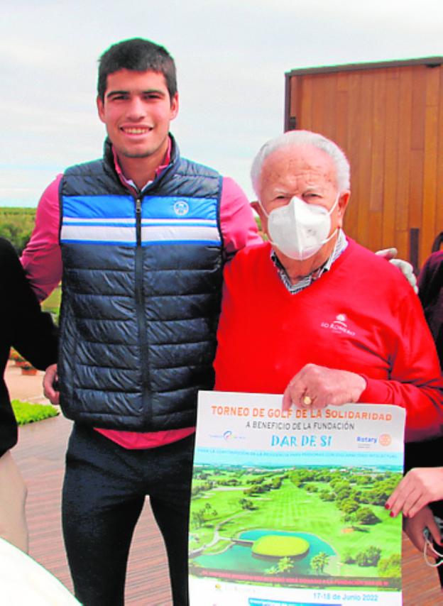 Carlos Alcaraz apoya el benéfico de Lo Romero
