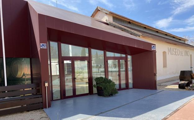 Demostraciones, teatro y música en la inauguración del Museo del Vino en Jumilla