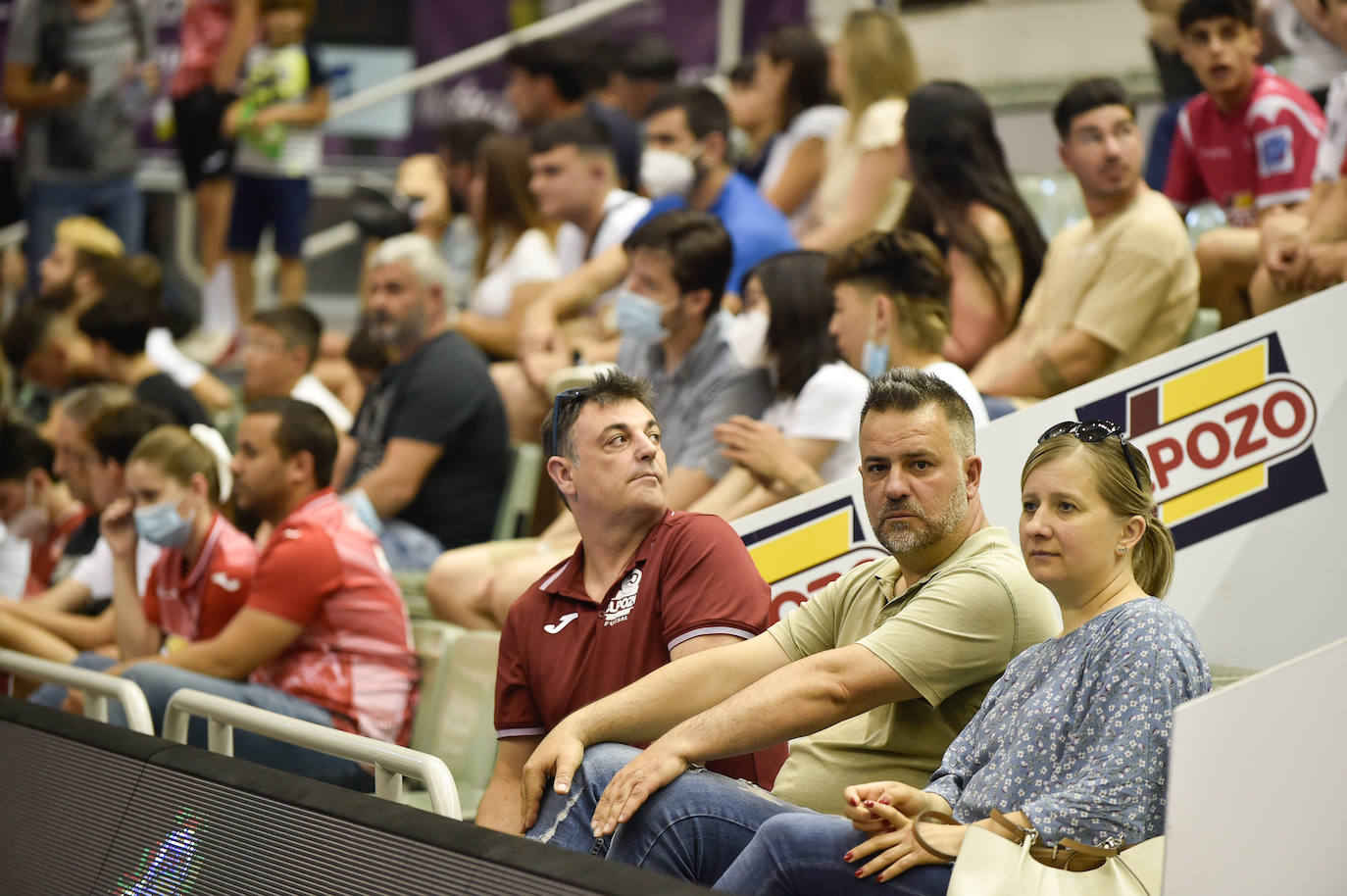 Búscate en las gradas del Palacio de los Deportes de Murcia