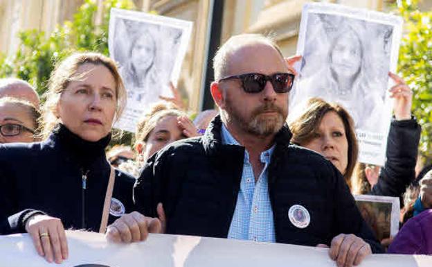 Los padres de Marta lamentan que no se deje testificar a Carcaño