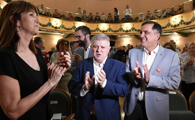 Serrano promete que el tranvía llegará a El Palmar en 2027