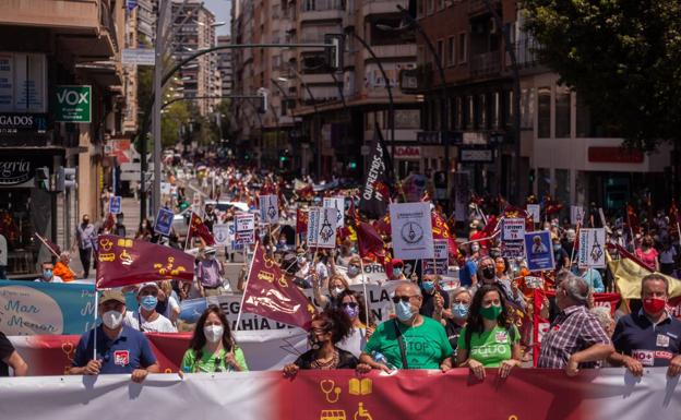 Ochenta colectivos se movilizan el 9-J por «una reconstrucción social»