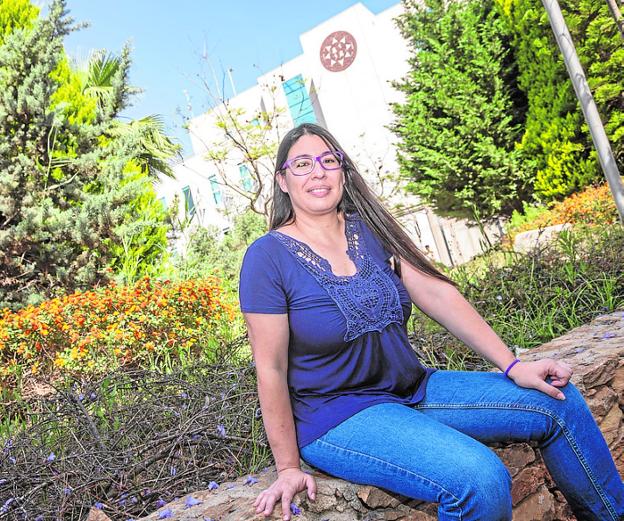 Que ser mujer y vivir en un pueblo pequeño se convierta en oportunidad