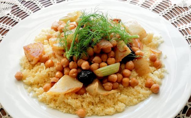 Cuscús con verduras y garbanzos