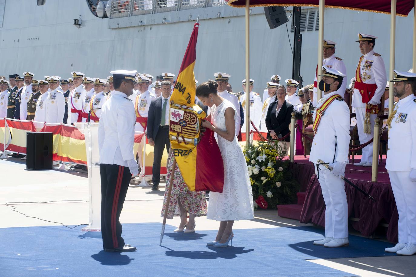 La visita de la Reina Letizia al Puerto de Cartagena, en imágenes