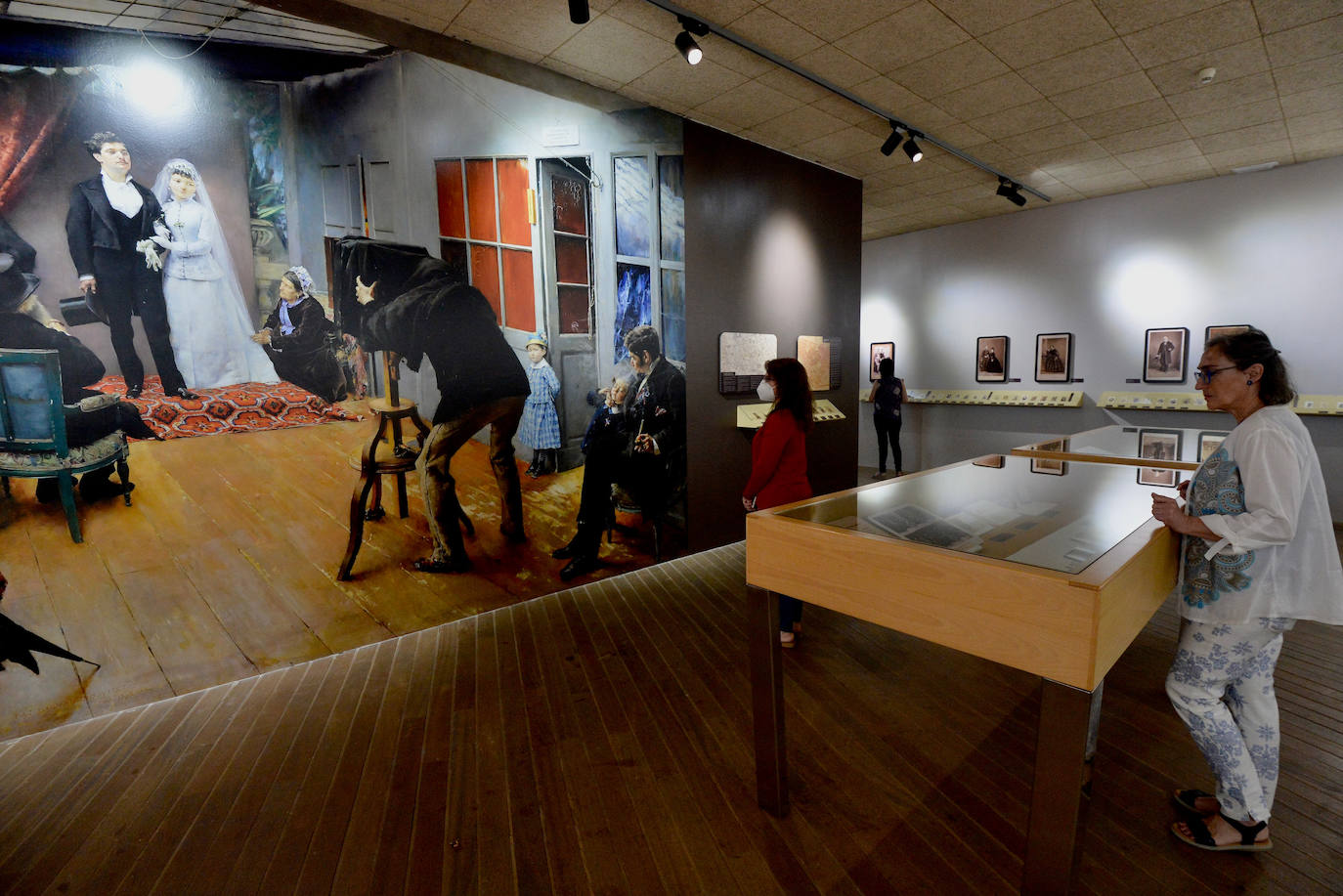 Los orígenes de la fotografía en el Archivo General de la Región de Murci