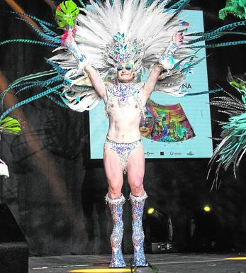 Drag Nebula se lleva la corona