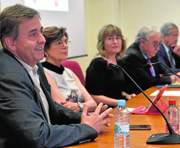 Café para todos... y que sean dos tazas