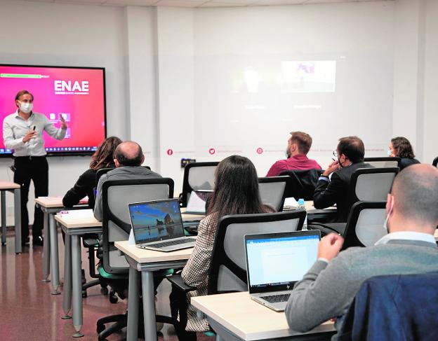 ENAE apuesta por la digitalización para formar a los líderes del futuro