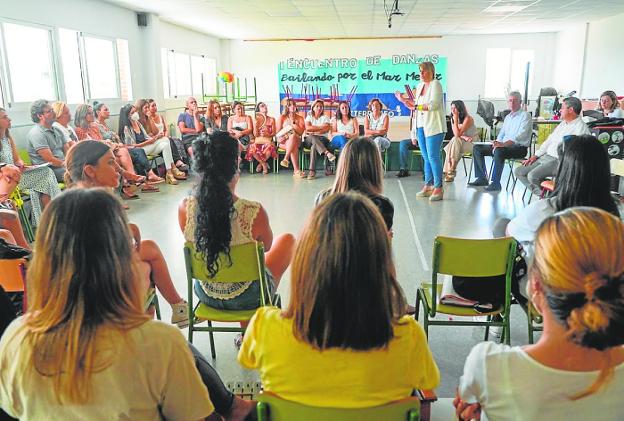 El futuro local multiusos de La Manga dará servicio al colegio