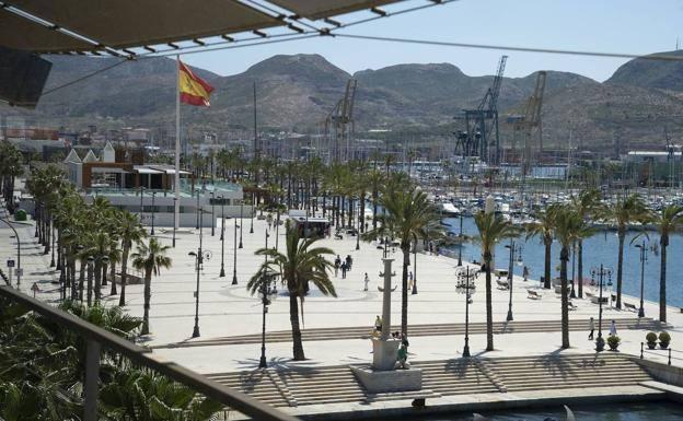 El PSOE denuncia ante la Fiscalía la adjudicación «irregular» de un puesto del Puerto de Cartagena