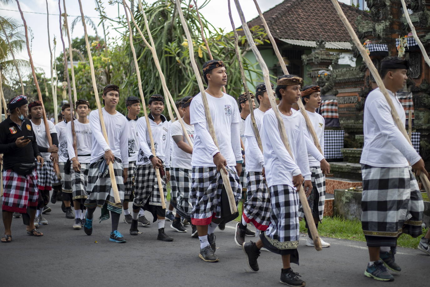 El poder de los palos balineses