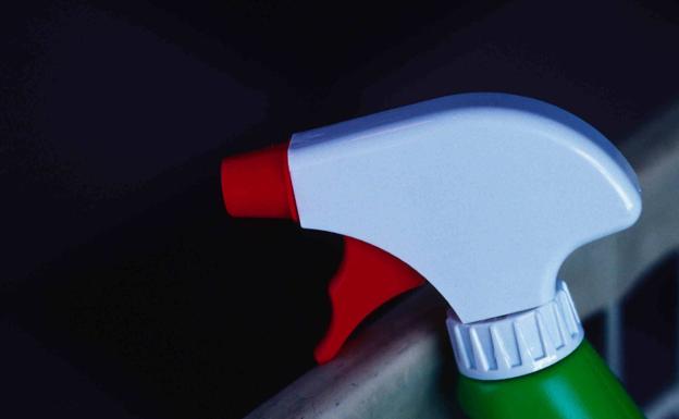 El truco definitivo para eliminar el moho de tu casa y cómo puedes evitar que aparezca