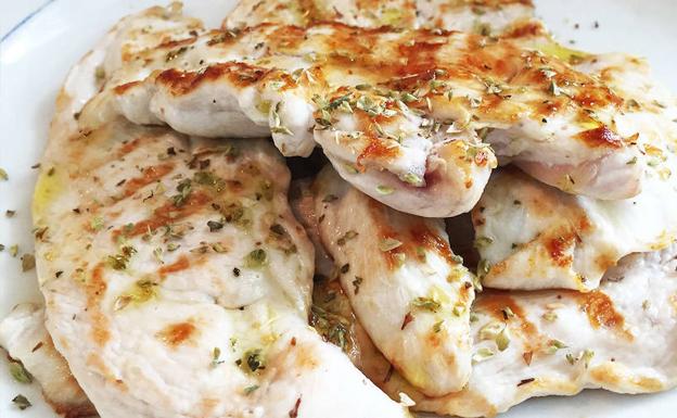 Alerta alimentaria: retiran del mercado unas pechugas de pollo de Carrefour y Serrano