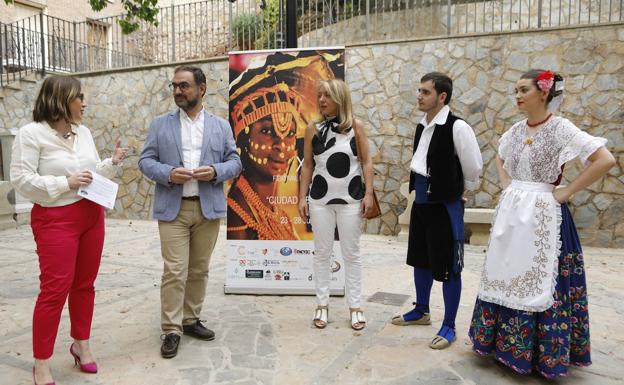 Grupos de EEUU, Méjico y la isla de La Palma en el Festival Internacional de Folclore de Lorca