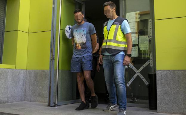 Pasan a disposición judicial tres de los seis detenidos por presuntas agresiones a policías en Cartagena