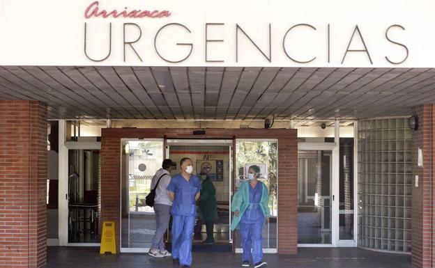 Herido un joven de 22 años al sufrir un accidente laboral en una nave industrial de Murcia