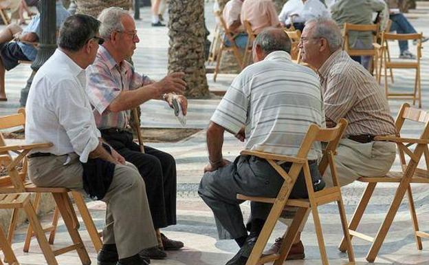 Los murcianos sitúan el inicio de la vejez a los 72 años