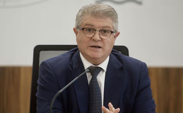 Vélez culpa a la Comunidad de que no haya más fondos para renovables