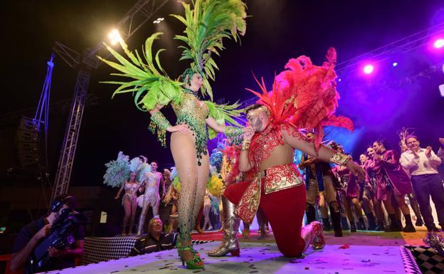 El Carnaval de Cabezo de Torres irrumpe en la Circular