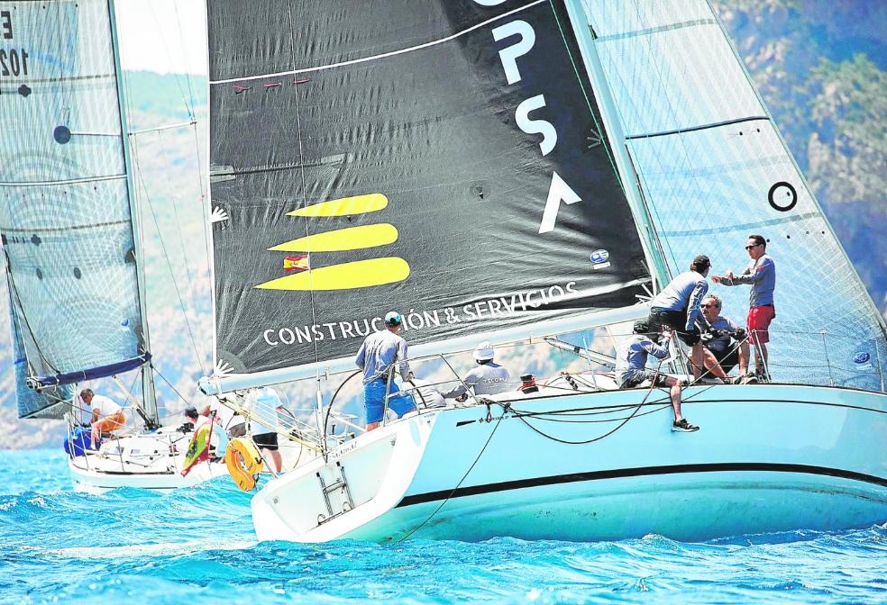 Una flota potente pone rumbo a Valencia