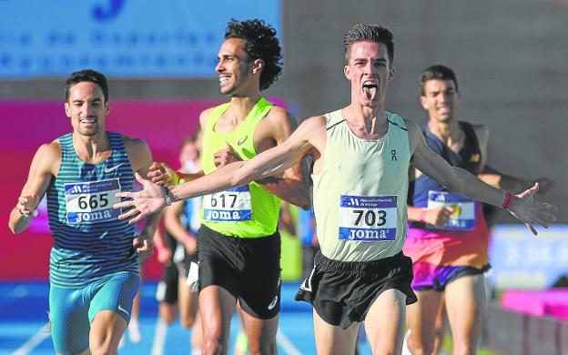García Romo sorprende a Katir en el 1.500 y Mariano García solo logra el bronce en los 800