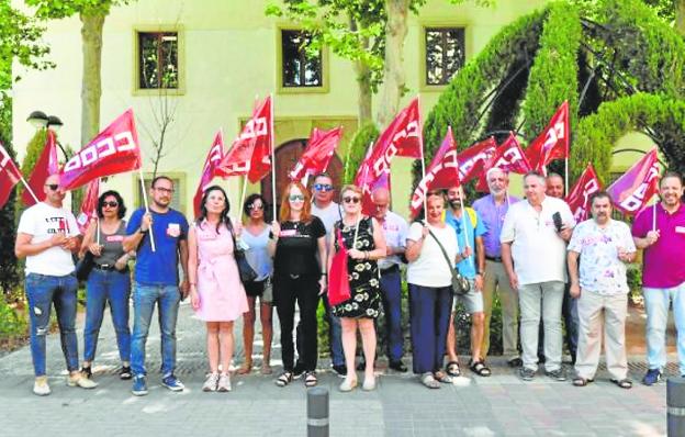 CC OO denuncia sobrecarga de trabajo en los centros del IMAS en la Región de Murcia