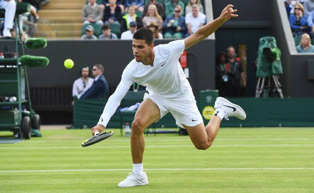 Horario y dónde ver el partido entre Carlos Alcaraz y Oscar Otte de tercera ronda de Wimbledon