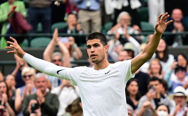Carlos Alcaraz, en tiempo récord a octavos de Wimbledon